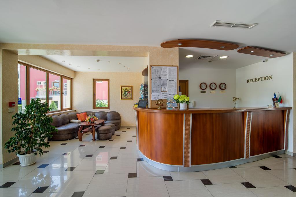 Atlant Hotel St Constantin et Helena Extérieur photo