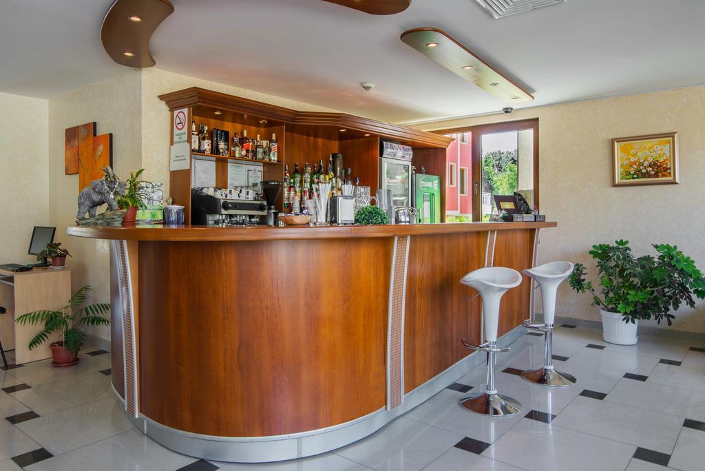 Atlant Hotel St Constantin et Helena Extérieur photo